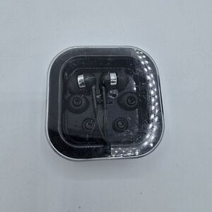 Billboard Stereo Earbuds with In-Line Mic Storage Case Black